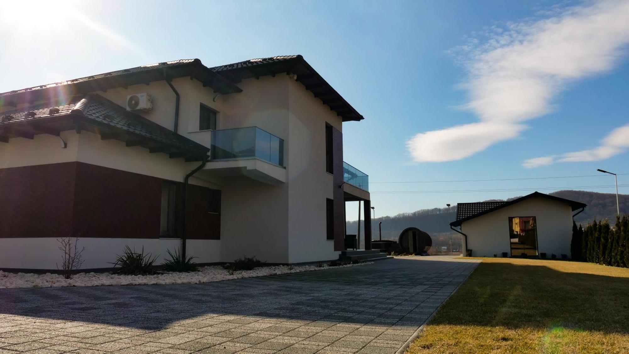 Casa Ambientt Hotel Curtea de Argeş Exterior foto